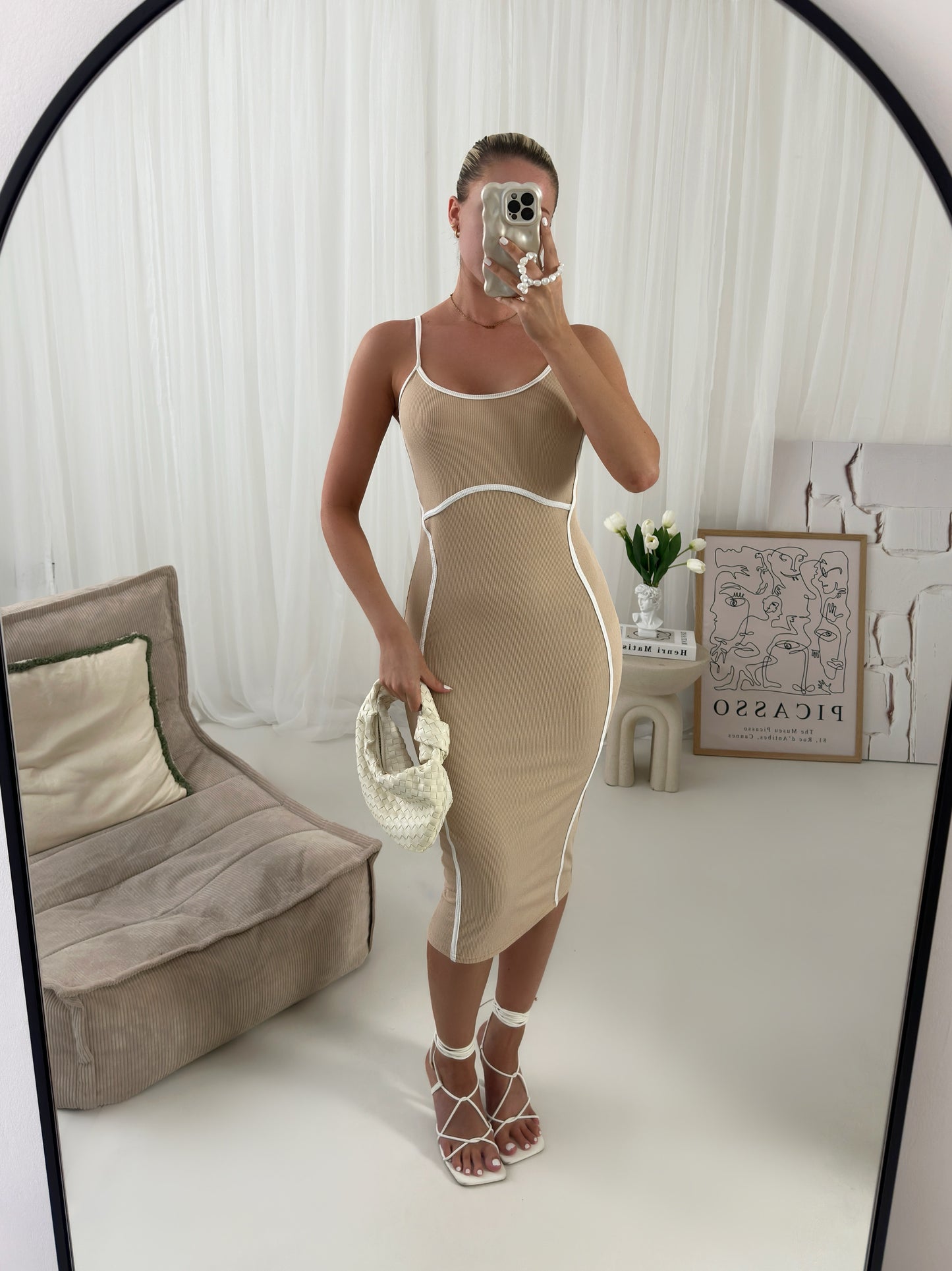 The Cece Bodycon Contrast Midi Dress