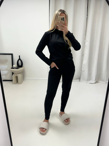 Long Sleeved Plain Loungesuit - Dressmedolly