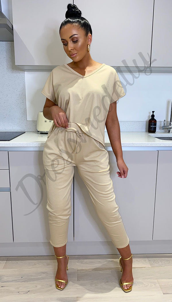 Tracksuits And Loungewear – Dressmedolly