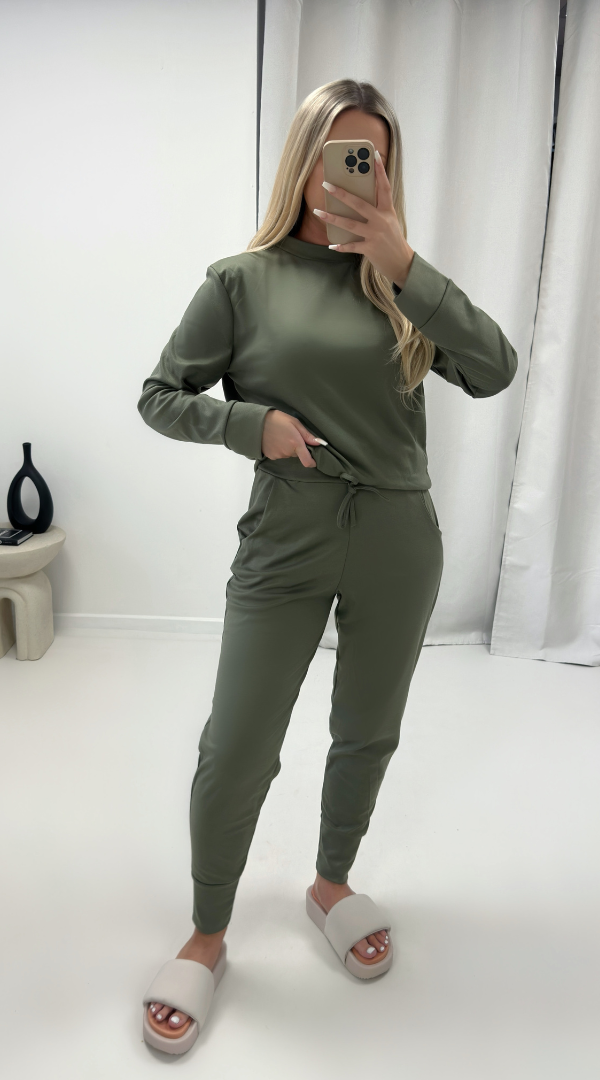 Long Sleeved Plain Loungesuit - Dressmedolly