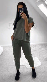 Boxy Round Neck Lounge Wear Tracksuit - Dressmedolly