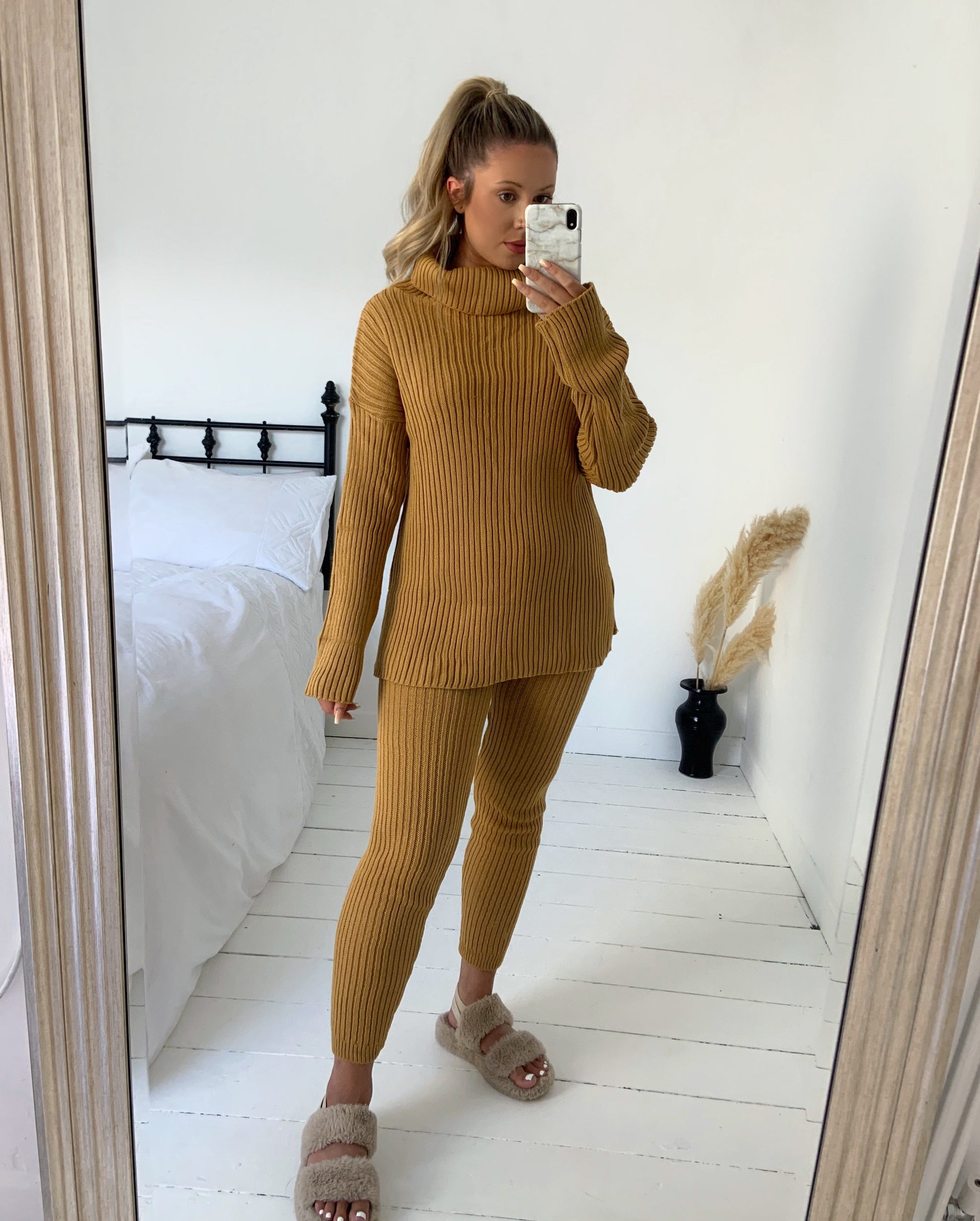 Knitted Roll Neck Ribbed Two Piece Set - Dressmedolly